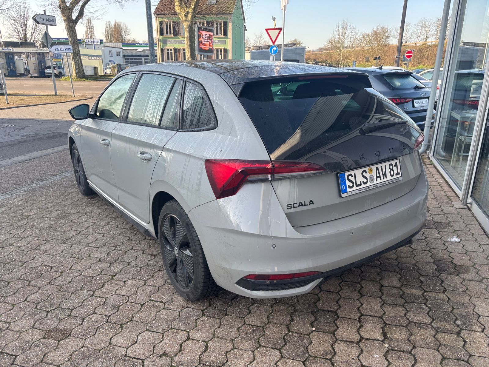 Fahrzeugabbildung SKODA Scala MC 1.5 TSI PANO KAM SHZ