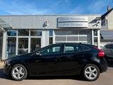 Volvo V40 T2 Kinetic-Einparkhilfe vorne/hinten - : Sitzheizung, Limousine, Hinten