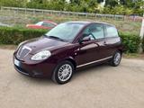 Lancia Ypsilon 1.2 Oro 60 Cv - Lancia Ypsilon Oro mit Benzin-Antrieb