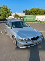 BMW E39 520i Facelift - BMW: E39 Facelift