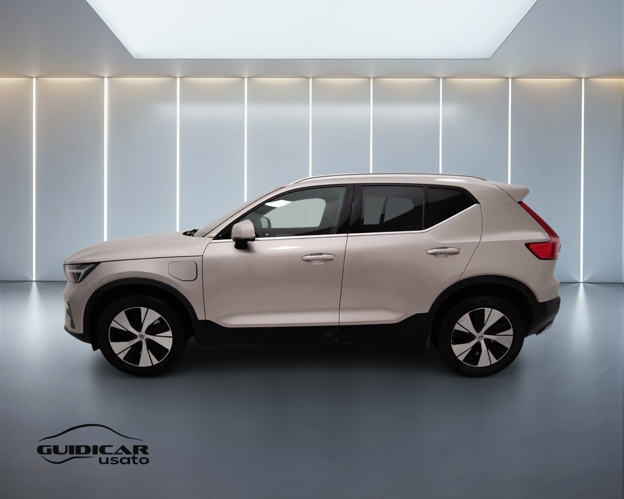 Volvo VOLVO XC40 2023 - XC40 1.5 t5 recharge phev Core imagem 3