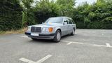 Mercedes-Benz S124 220TE - Mercedes-Benz 220: Te