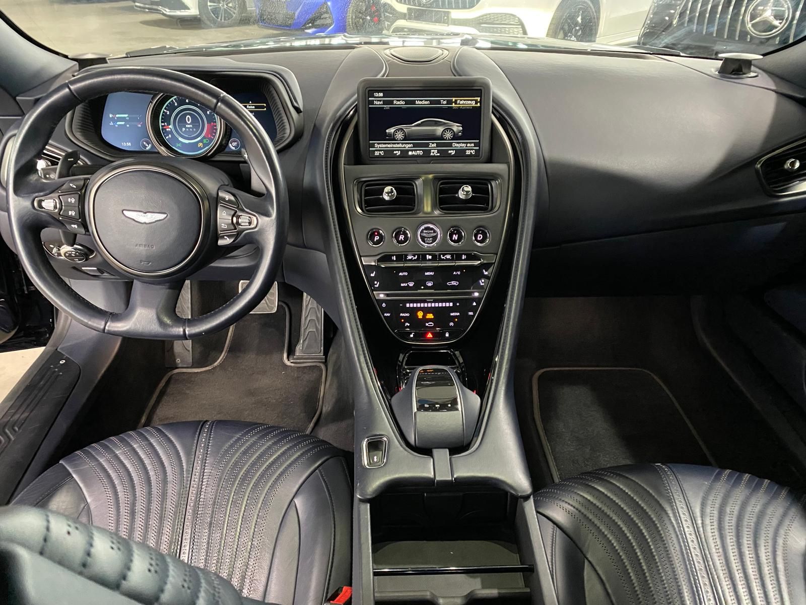 Fahrzeugabbildung Aston Martin DB11 V12 Coupe Launch Edition