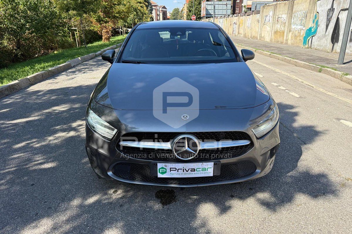 Mercedes-Benz MERCEDES A 200 Automatic Business imagem 2
