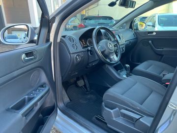 Volkswagen Golf Plus - 9