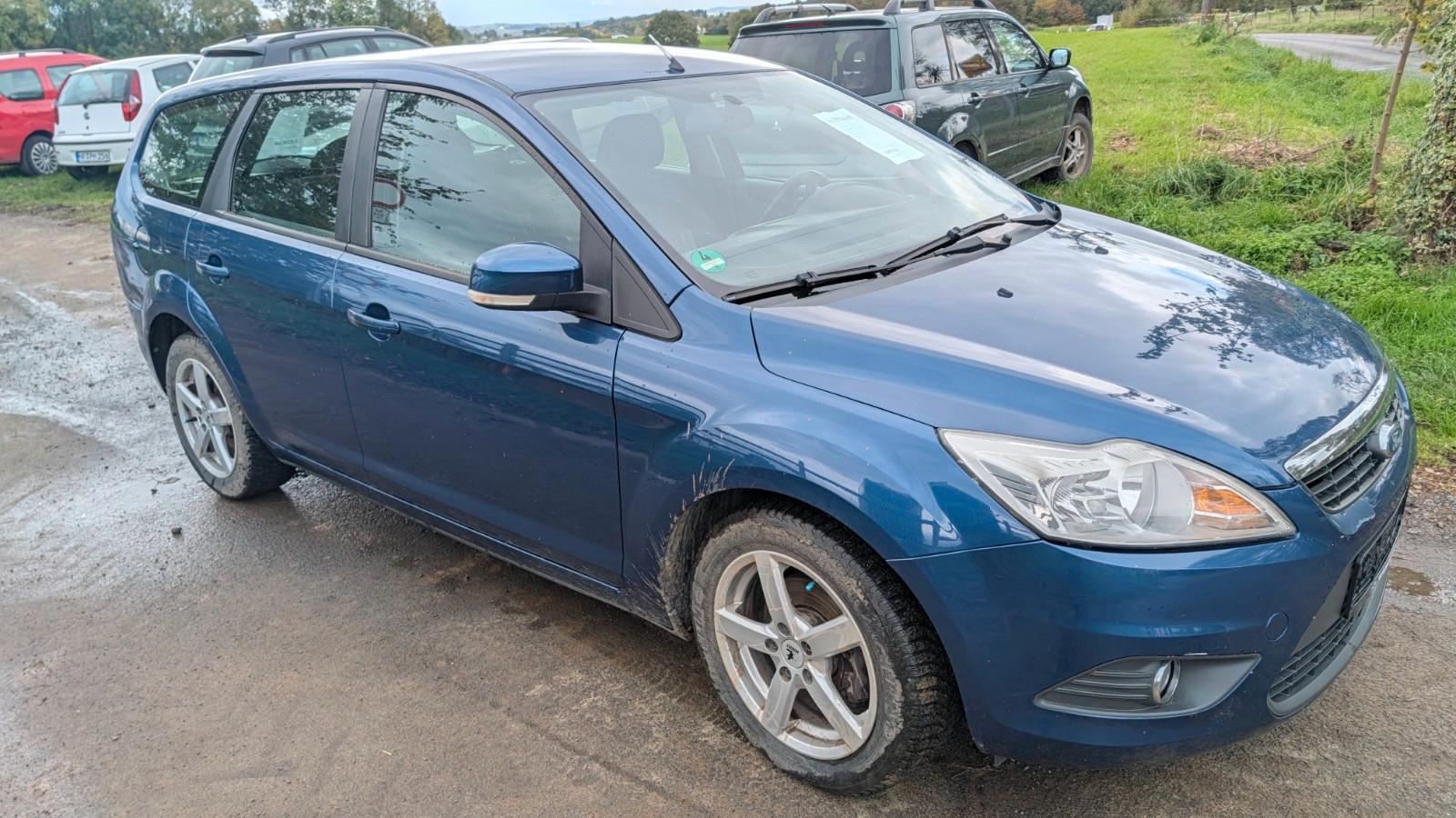 Ford Focus 2008 — салон