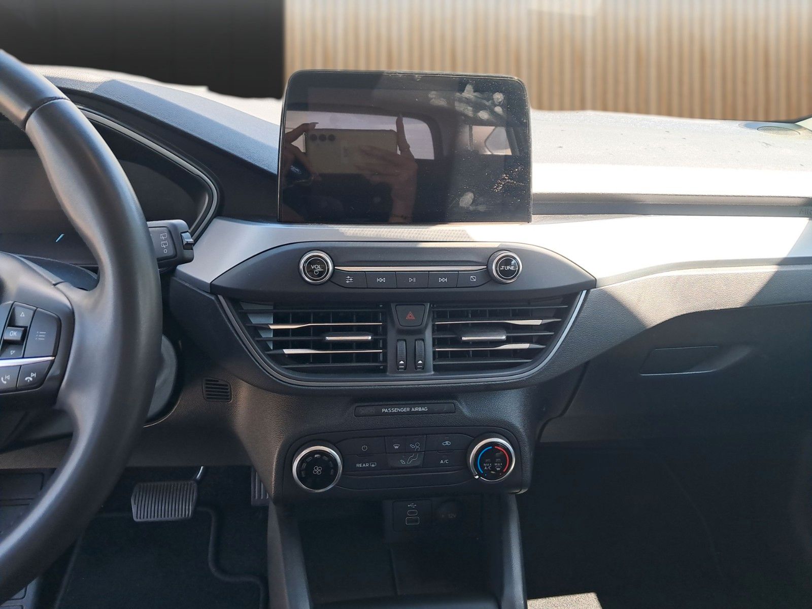 Fahrzeugabbildung Ford Focus Turnier Cool & Connect