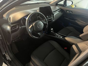 Toyota C-HR 2.0 Hybrid Team Deutschland