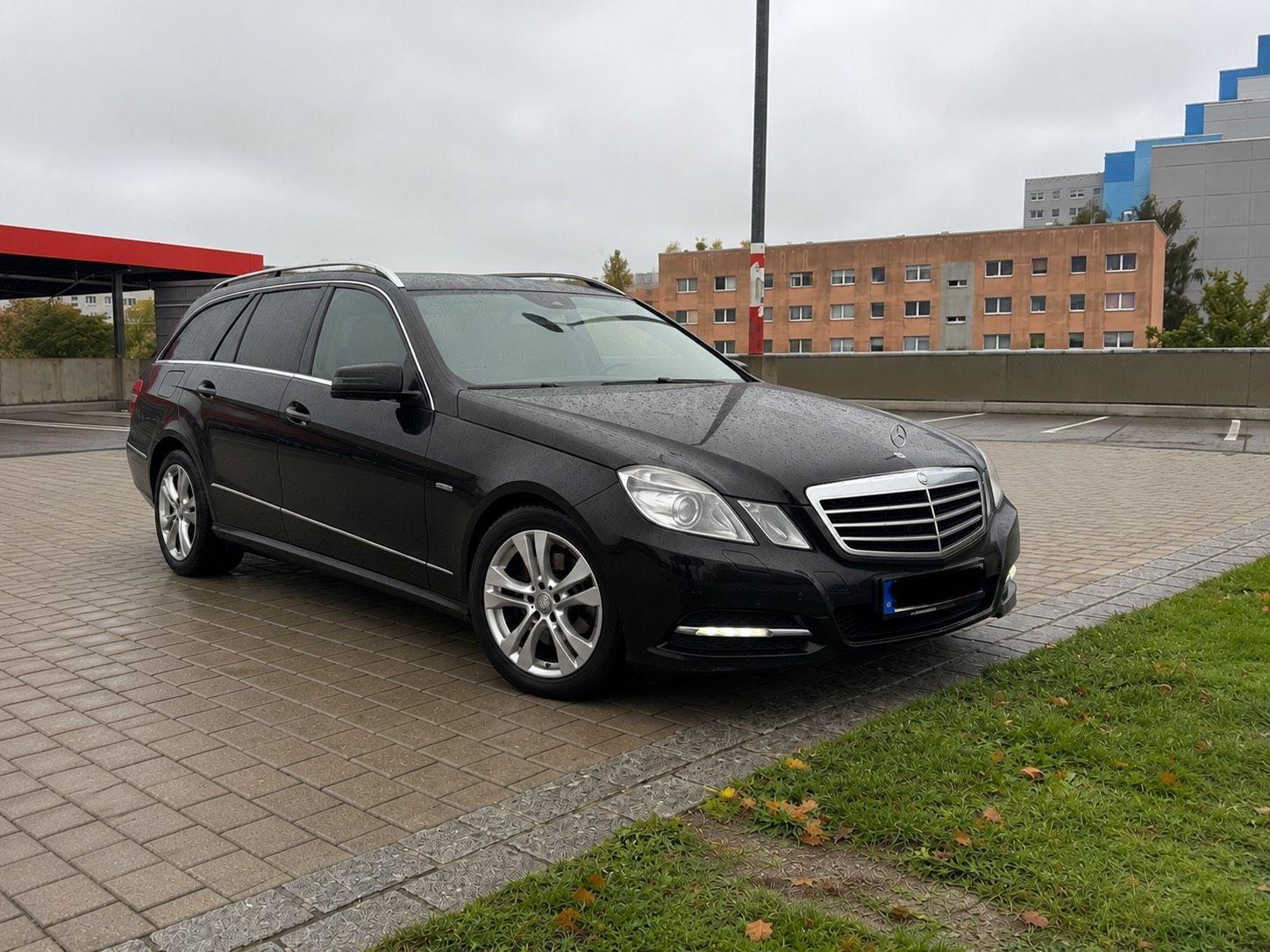 Mercedes-Benz E 220