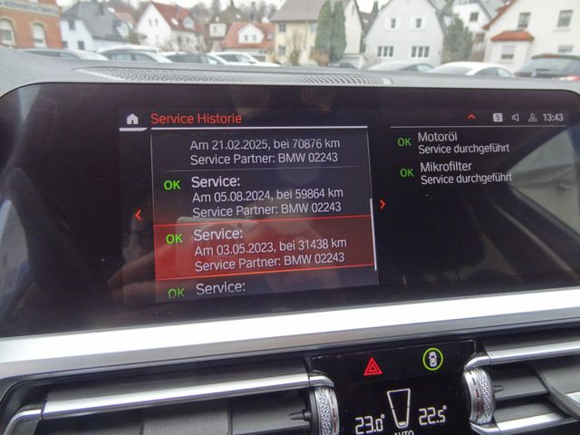 Fahrzeugabbildung BMW 330d xDrive Sport Line/Virtual/AHK/Kam/Leder/1.H