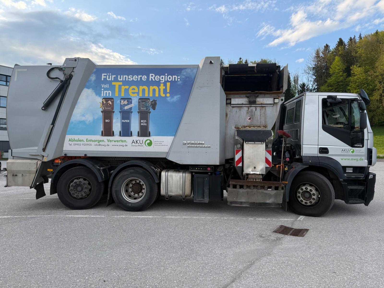 Iveco AD260 SY/FS-CM SEITENKIPPER