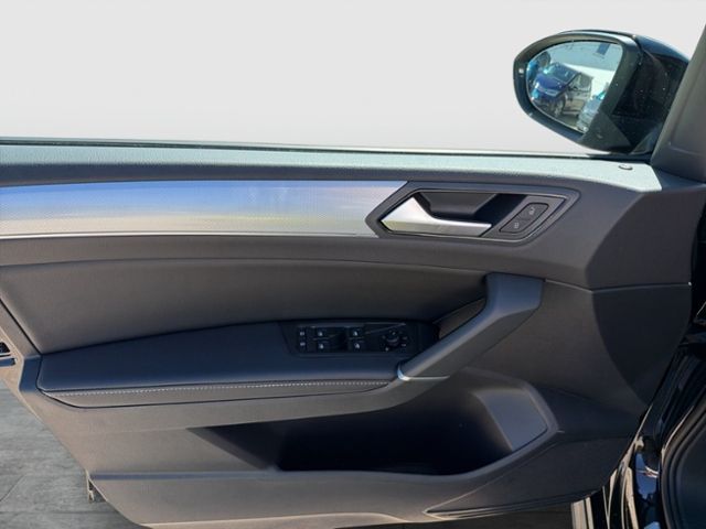 Touran GOAL 1.5 TSI DSG R-LINE AHK ACC SHZ NAVI