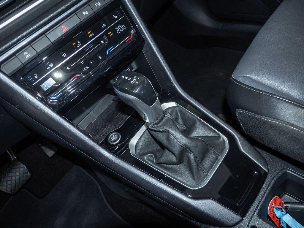 Volkswagen T-Roc 1.5 TSI DSG Style Pano Leder Standhzg., миниатюра 14