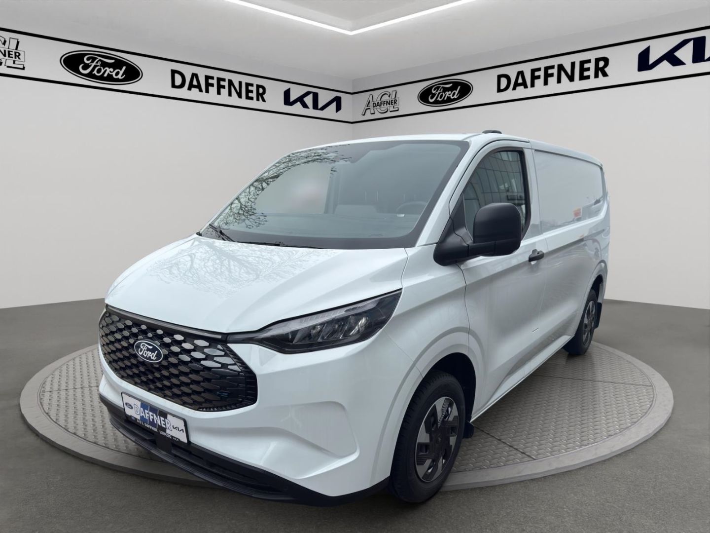 Fahrzeugabbildung Ford Transit Custom Kasten E 320 L1 Trend RWD Navi LE