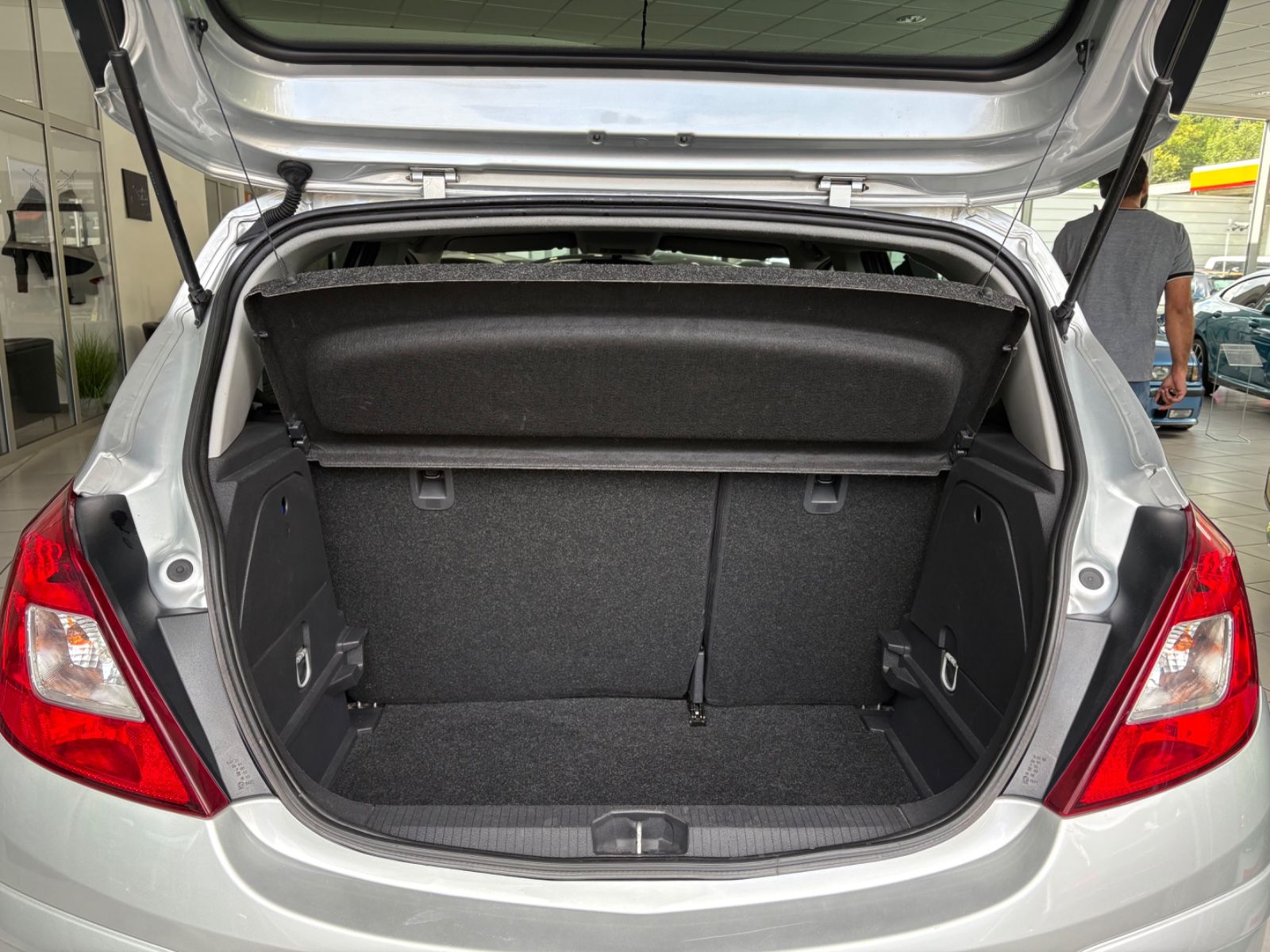 Fahrzeugabbildung Opel Corsa D 150 Jahre Opel