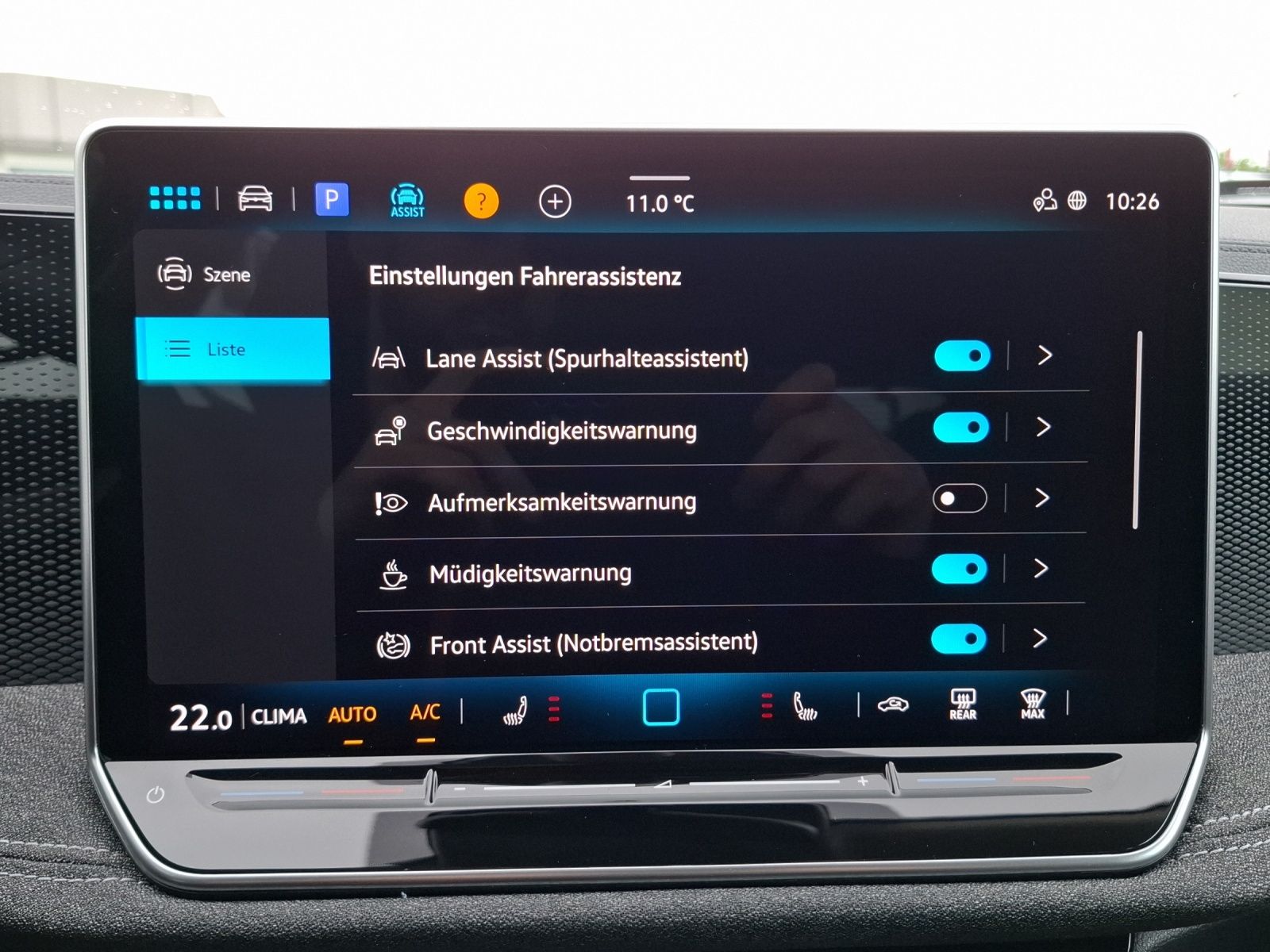 Fahrzeugabbildung Volkswagen Passat Variant eTSI DSG LED CarPlay AID ACC RFK