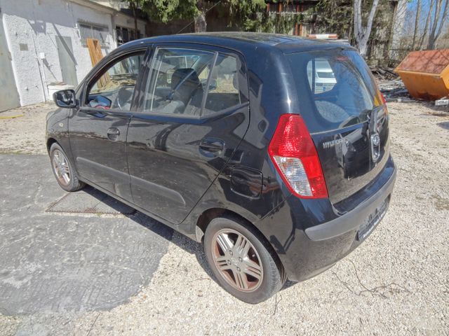 Fahrzeugabbildung Hyundai i10 Style/1.Hand/Klima/Alu/