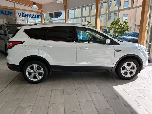 Ford Kuga Cool & Connect