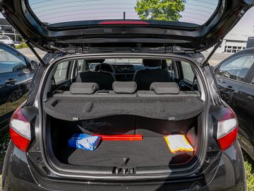 Hyundai i10 1.2 Trend Kamera Navi Lenkradhzg. Sitzhzg.