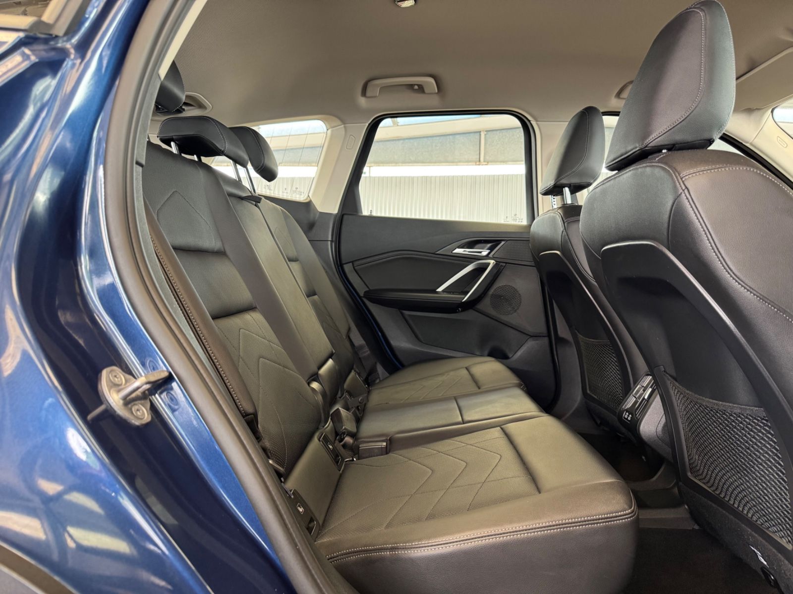 BMW X1 18 d sDrive+2Hand+Leder+AHK+Digitales Cockpit foto 11