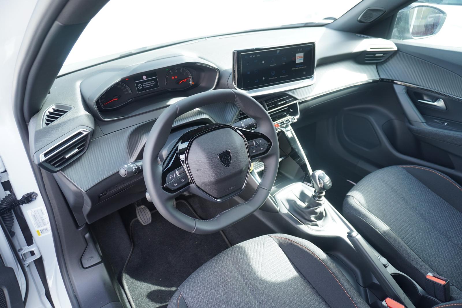 Peugeot 2008 1.2 PureTech LED Navi Kamera