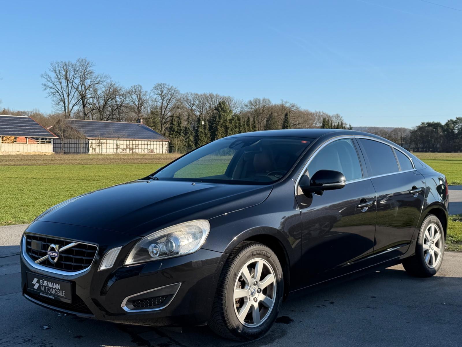 Volvo S60 Lim. Momentum/AHK/NAVI/ACC/PDC/SZHZG