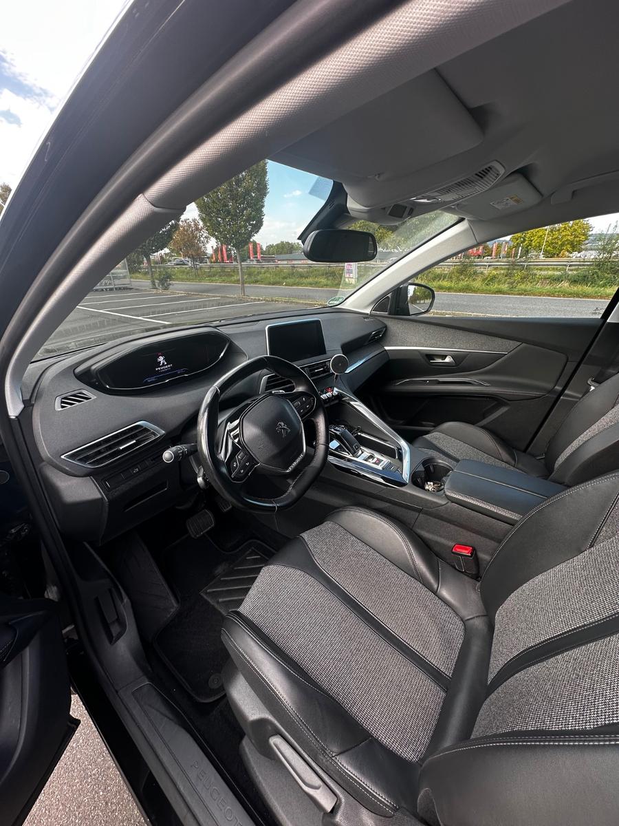 Peugeot 3008 2.0 BlueHDi 180 EAT8 Allure 