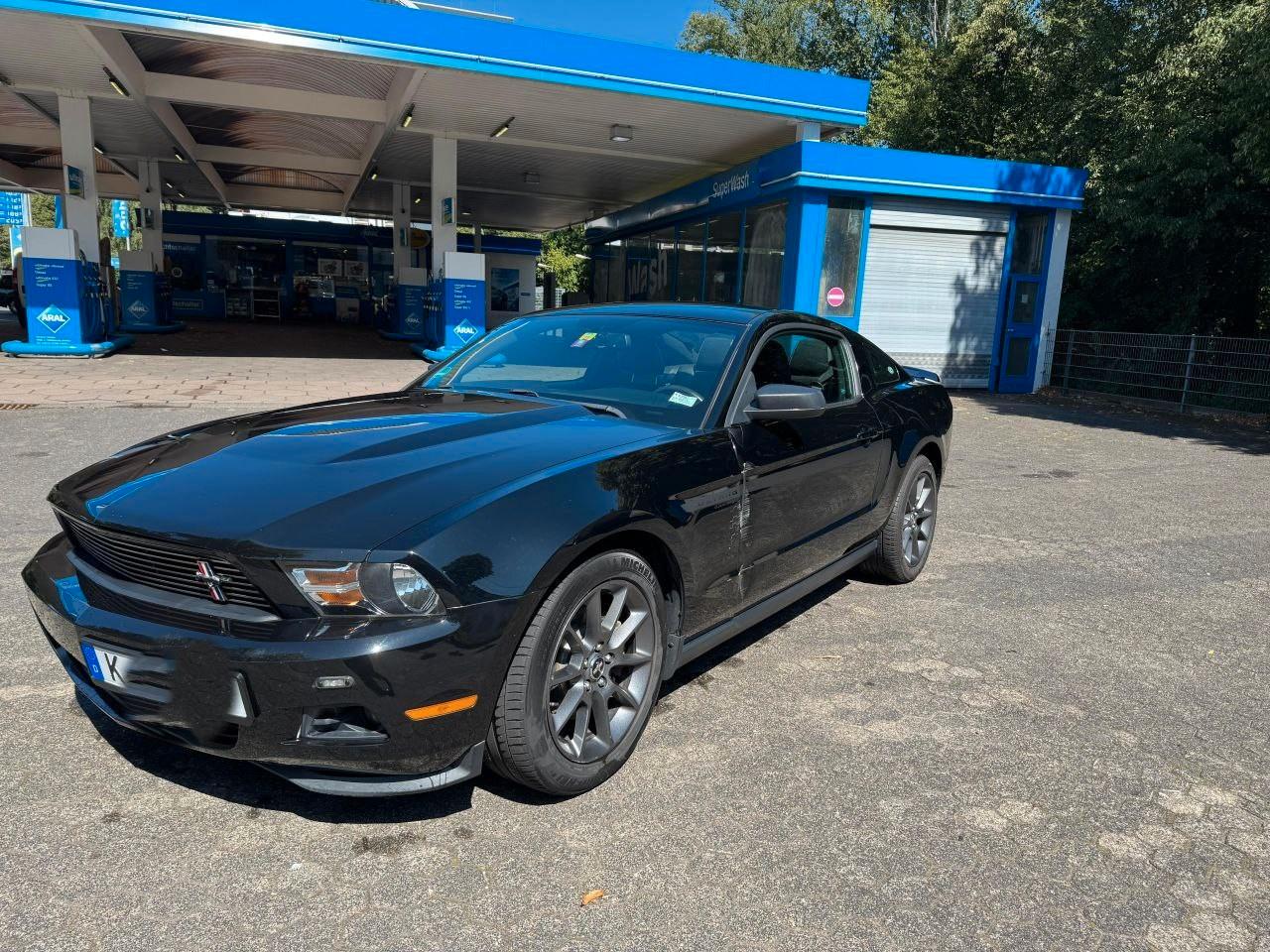 Ford Mustang (USA), Coupé