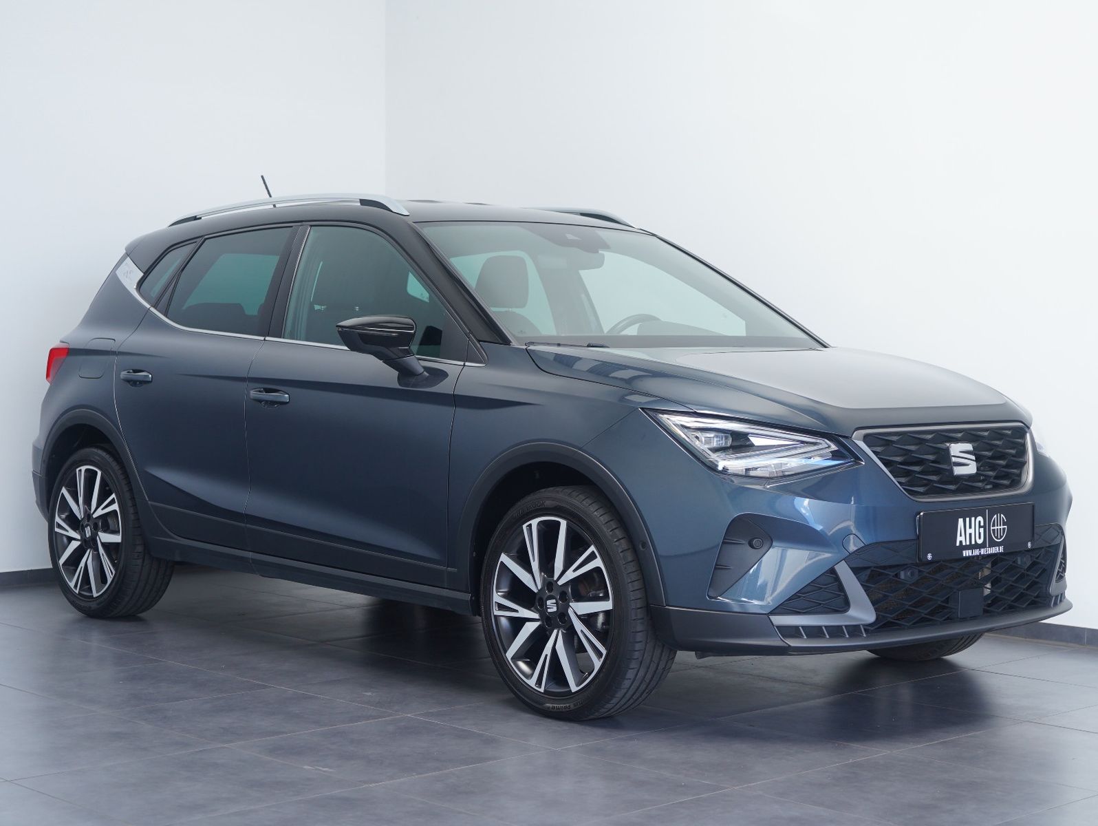 Fahrzeugabbildung SEAT Arona 1.0 TSI FR LED/ACC/KAMERA/VIRTUAL/18"