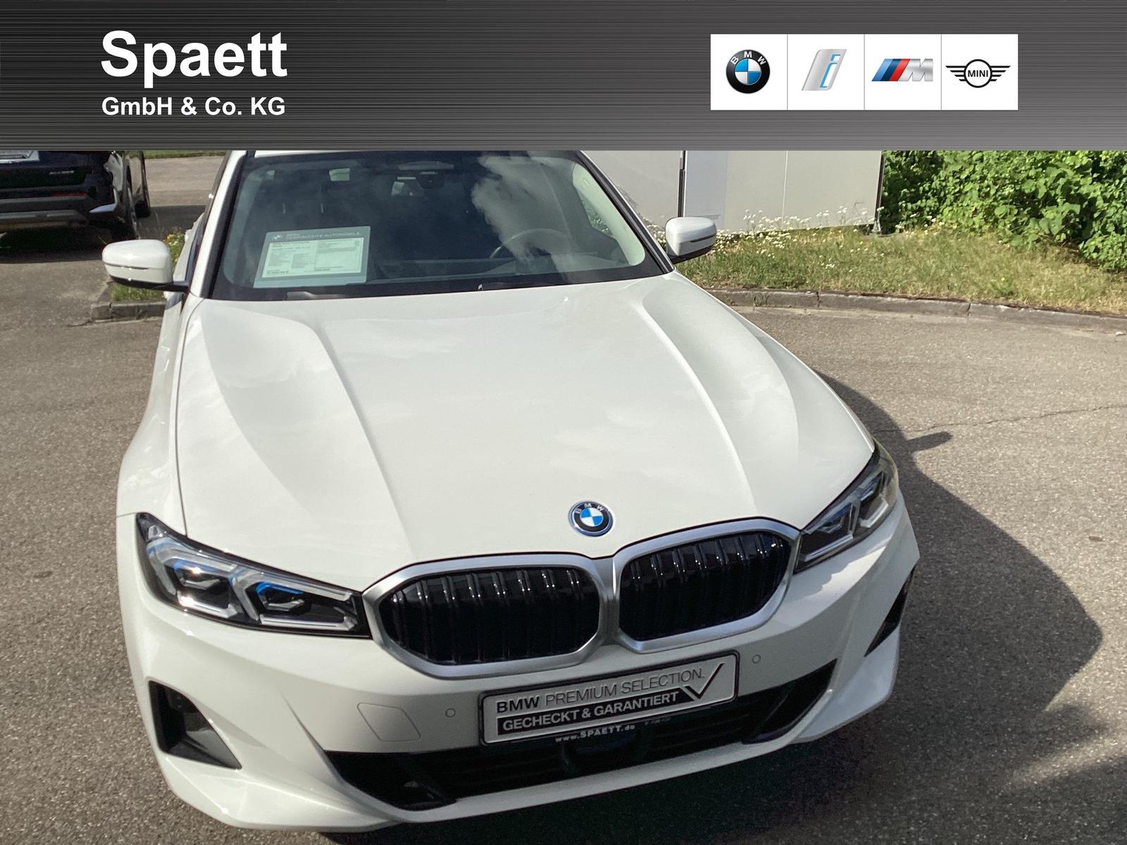 BMW 320e Touring Anhänger Kupplung schwenkbar