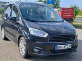 Ford Tourneo Courier - Neuer Zyl.Kopf / AHK / PDC - Ford Tourneo aus 2014