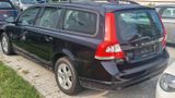 Volvo V70 Kombi Momentum - Volvo V70 Gebrauchtwagen in Berlin