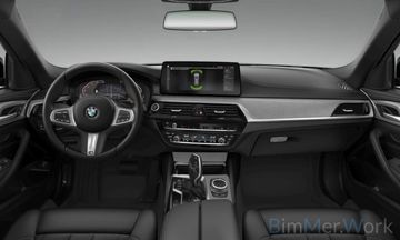 Fahrzeugabbildung BMW 520i Tour Luxury Line HUD Pano Hi-Fi Komfortsitz