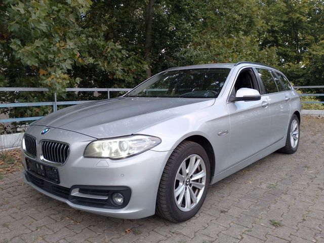 BMW 525d  Touring / Leder / Navi