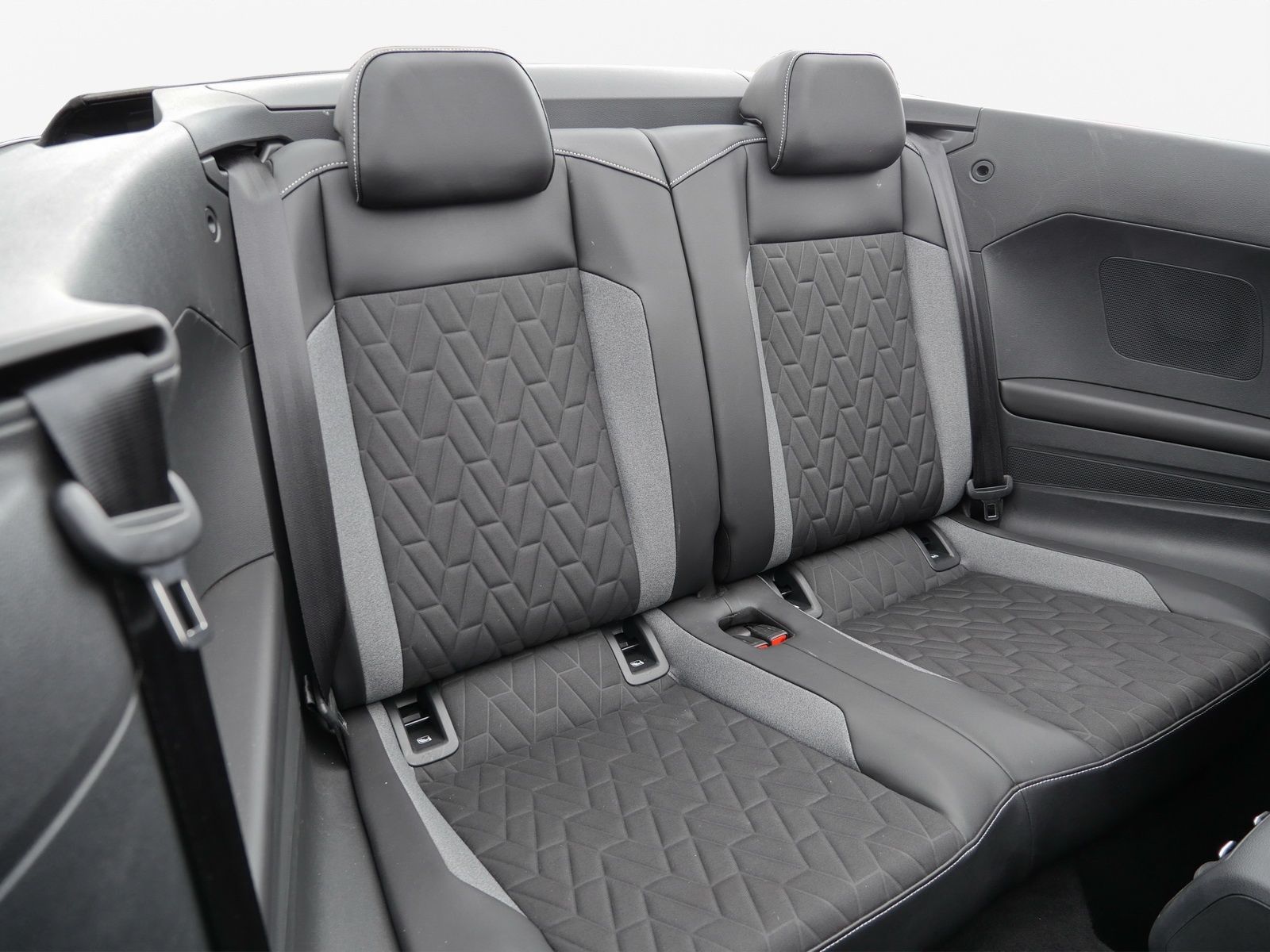 Volkswagen T-Roc - Bild 16