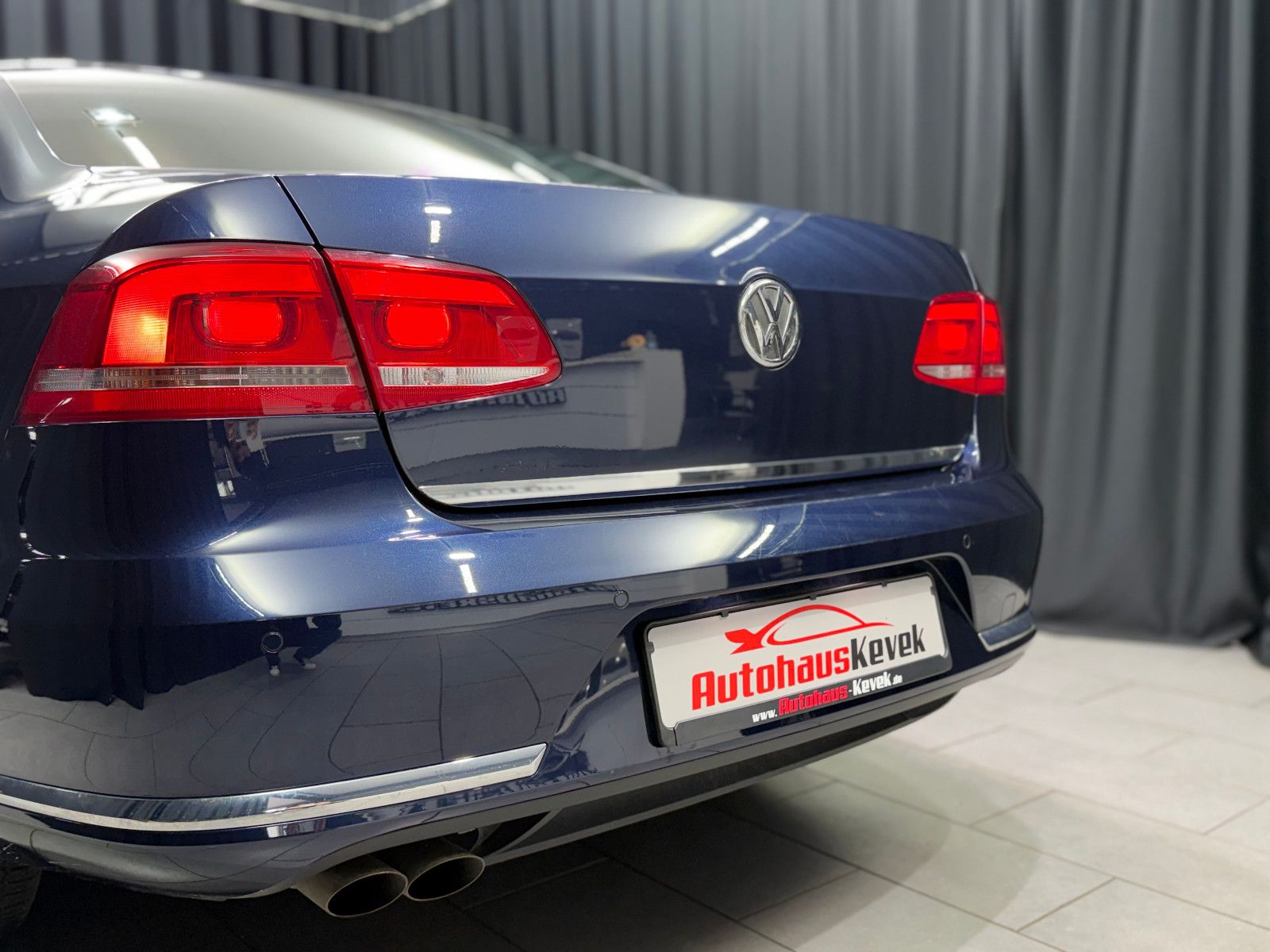 Fahrzeugabbildung Volkswagen Passat Lim. 2.0 TDI Comfortline|PDC|NAVI|AHK