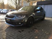 Skoda Octavia 1.4TSI 5-türig/Lim. Joy/Navi/Xenon/Apple