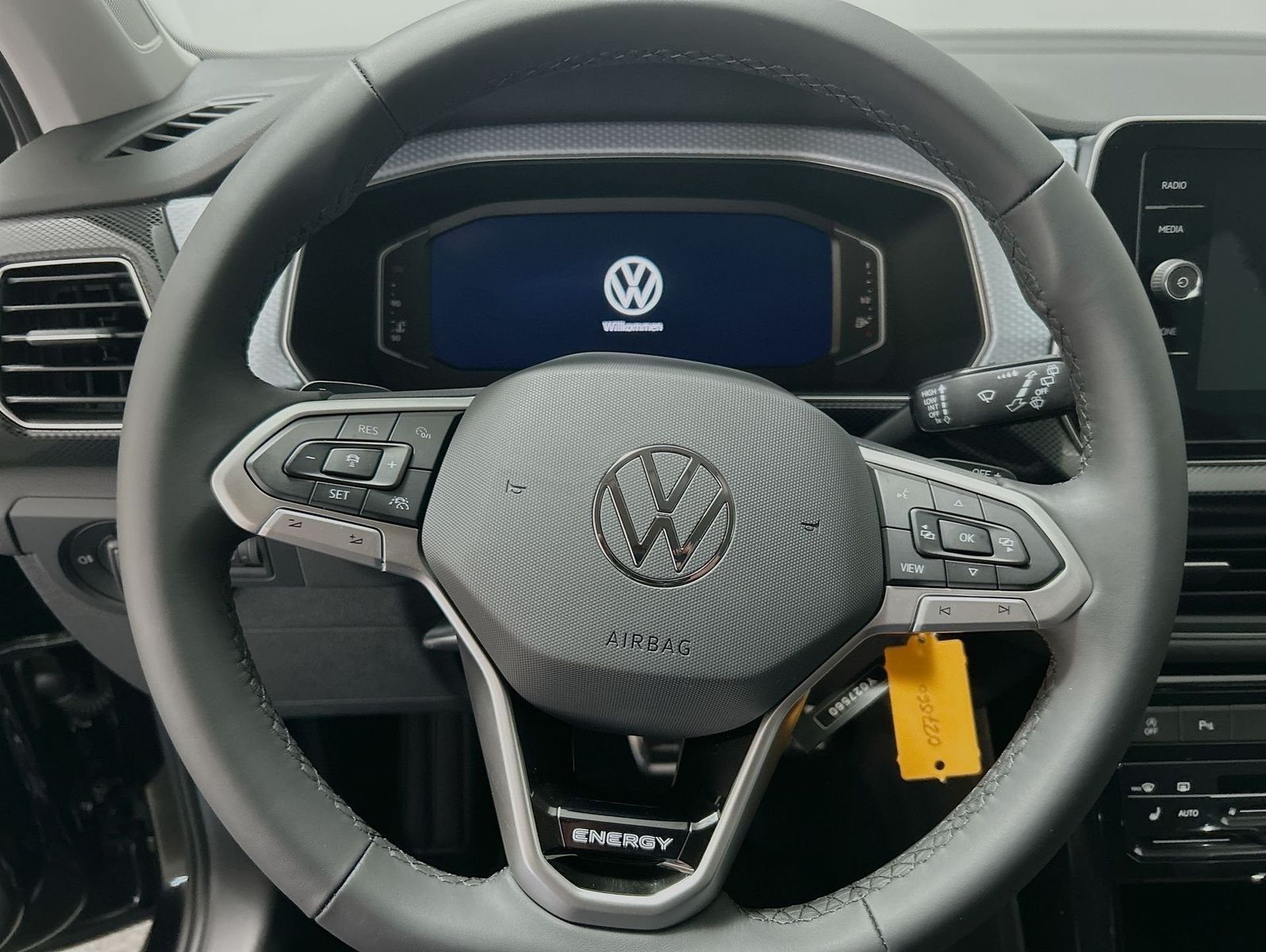 Volkswagen T-Cross - Bild 9