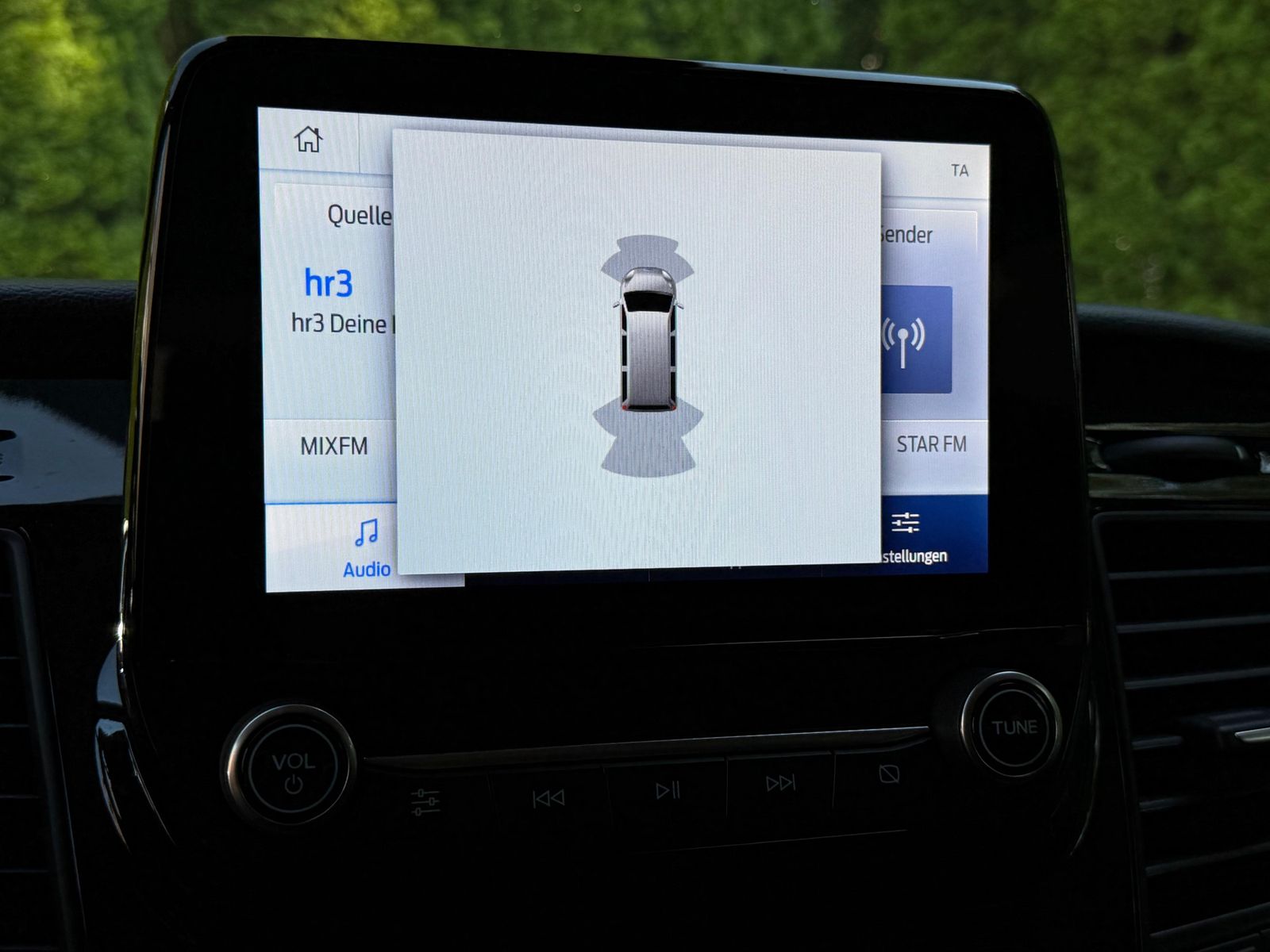 Fahrzeugabbildung Ford Tourneo Custom 320 Aut. L2 BI-XEN+SHZ+CARPLAY+8S