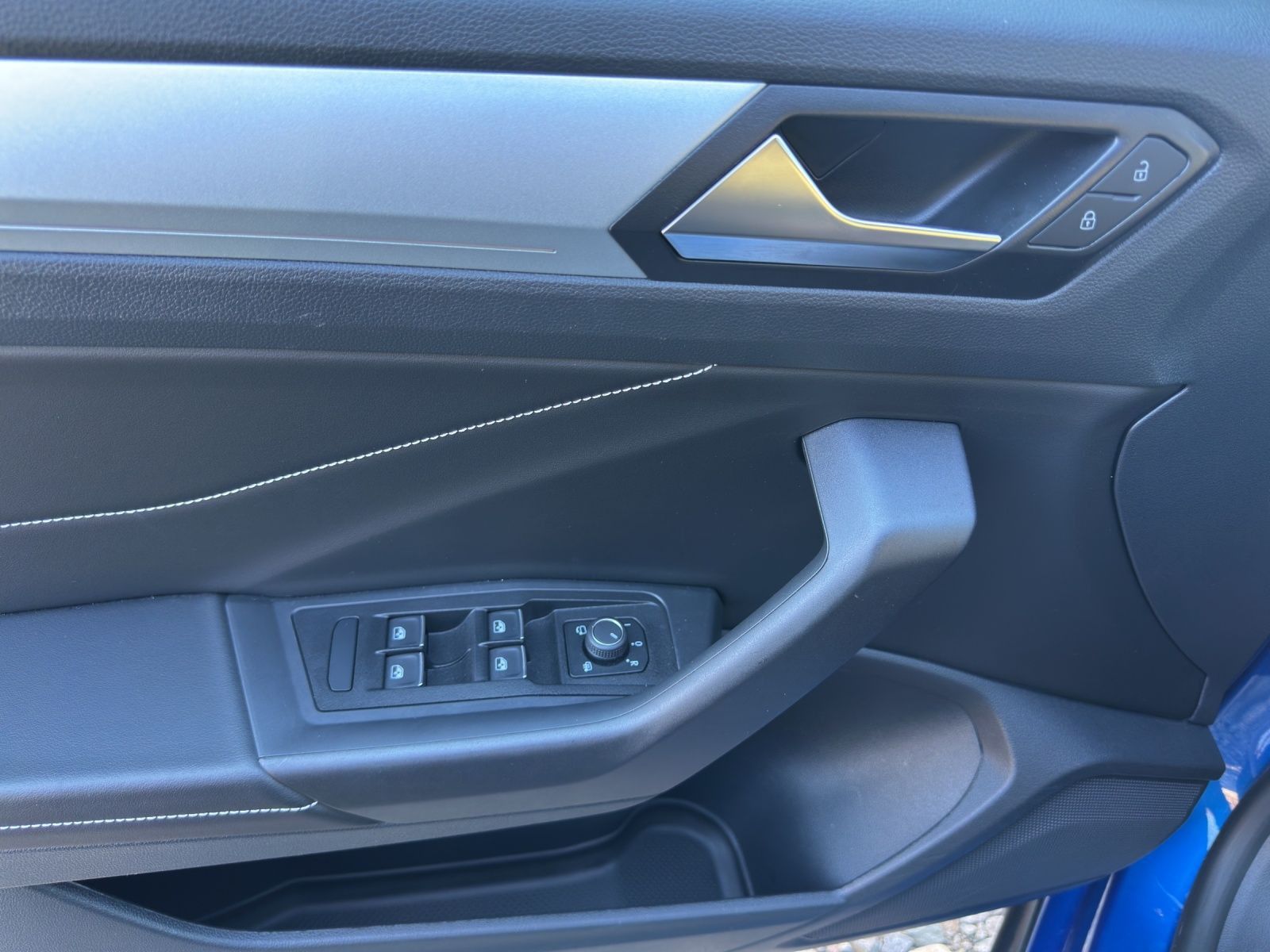 Volkswagen T-Roc - Bild 9