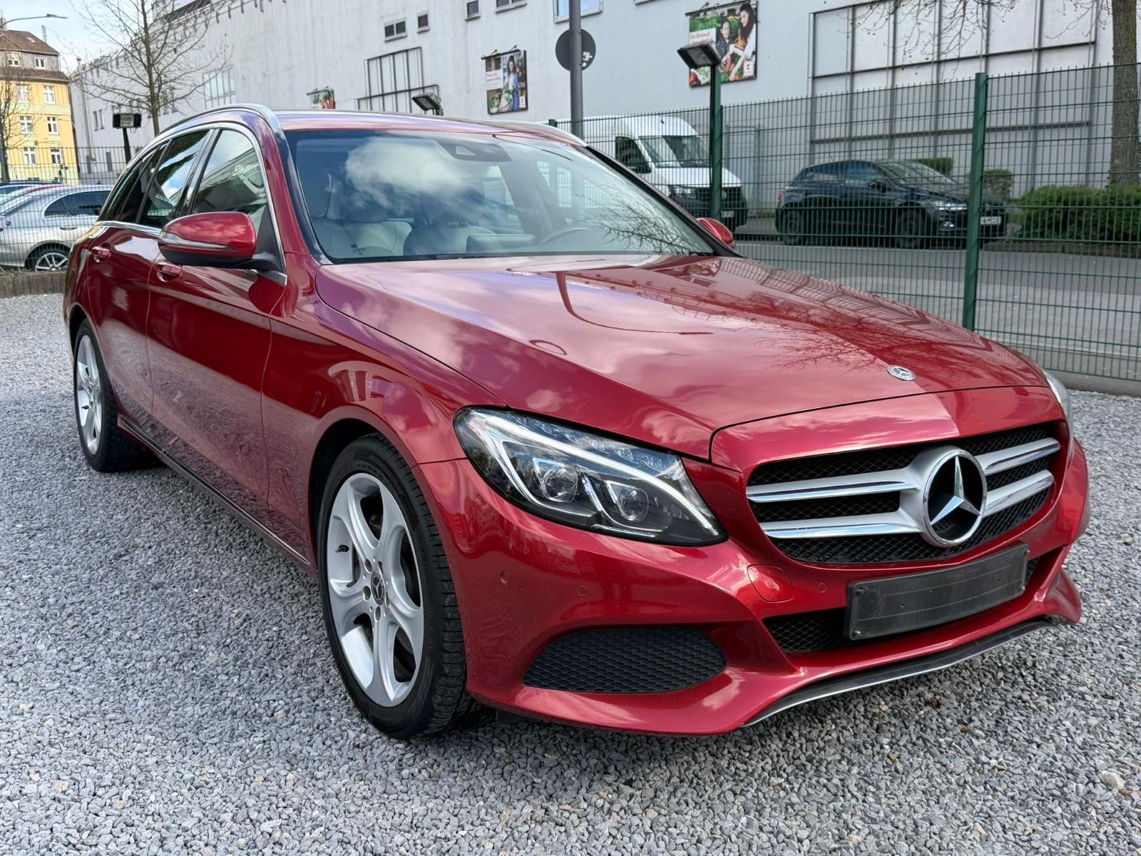 Mercedes-Benz C 300 T-Modell *1 Hand*Avantgarde*LED*MwST*