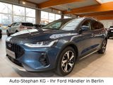 Ford Focus Turnier Active X LED ACC AHK Kamera HUD...