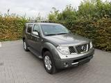 Nissan Pathfinder 2.5 dCi 4WD PLATINUM  - Nissan Pathfinder in Frankfurt (Main)