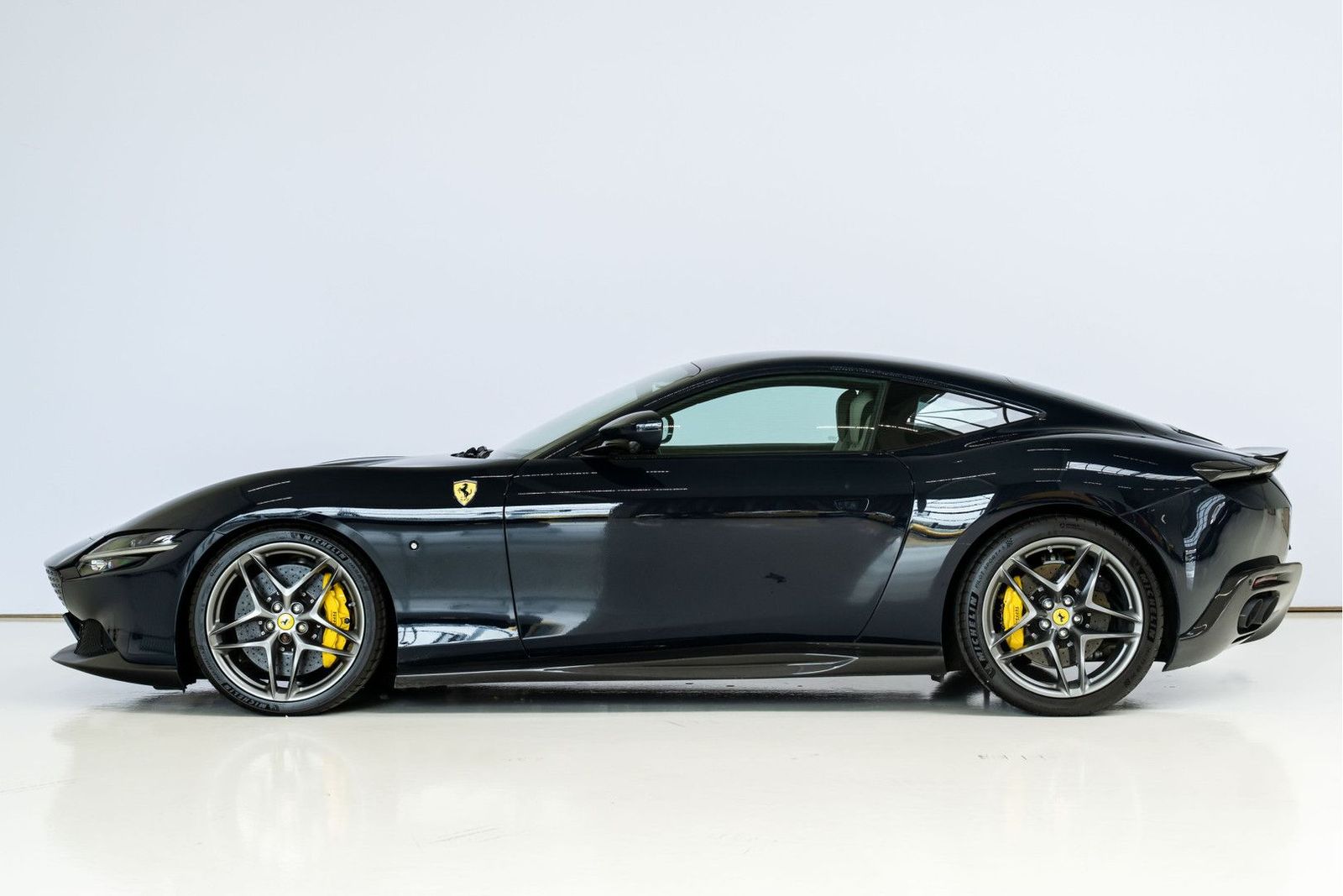 Ferrari Roma 3.9 V8 Blue Pozzi, Side display, Carbon, Ad imagem 2