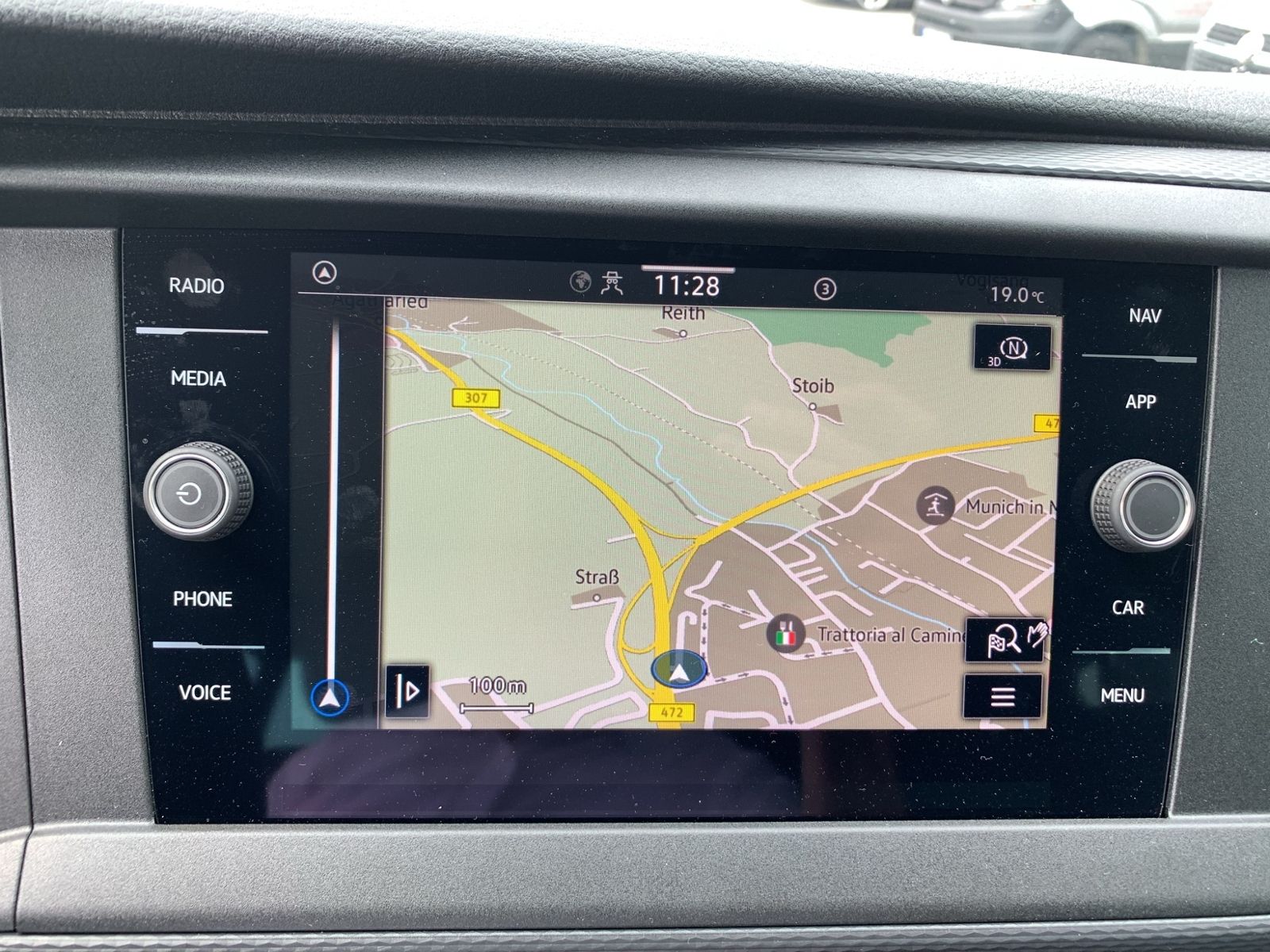 T6.1 Caravelle Comfortline lang 2.0 TDI, AHK, Na