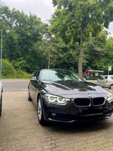 BMW 320i Advantage  - BMW 320 mit Benzin-Antrieb: Limousine, Klimaautomatik