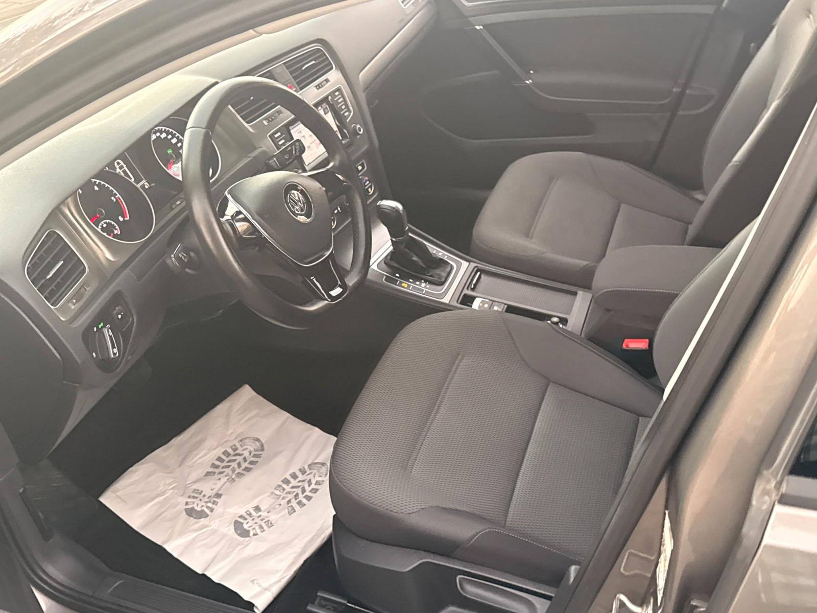 Volkswagen Golf 2013 — photo 39