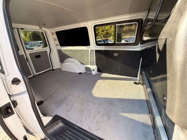 Volkswagen T5 Transporter Kasten-Kombi Kasten lang