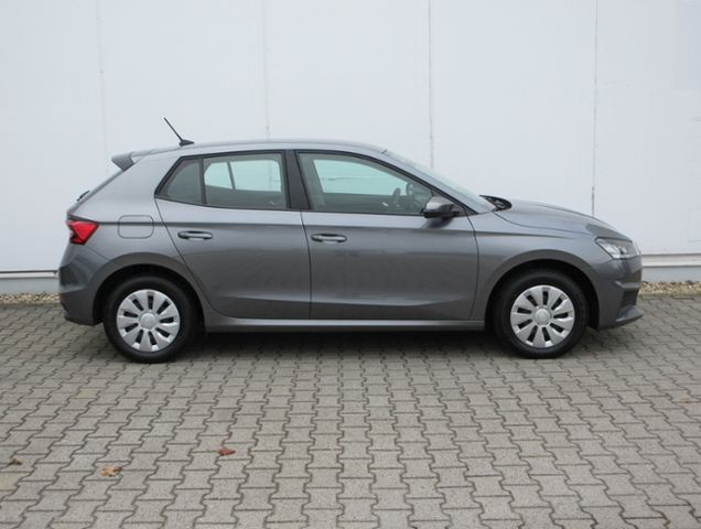 Fabia 1.0 TSI 95 PS Active LED/PDC/SHZ/DAB/TEL.-