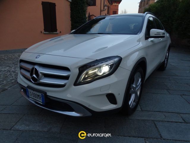 Mercedes-Benz MERCEDES-BENZ GLA 200 CDI Automatic Sport